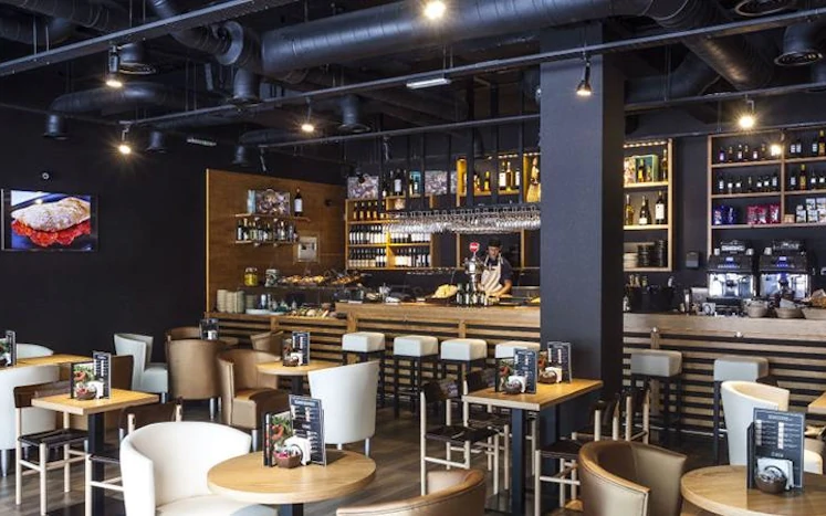 Qué es un gastrobar y su concepto particular