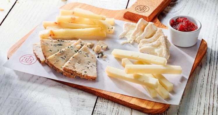 Tabla de quesos de Taberna del Volapi&eacute;